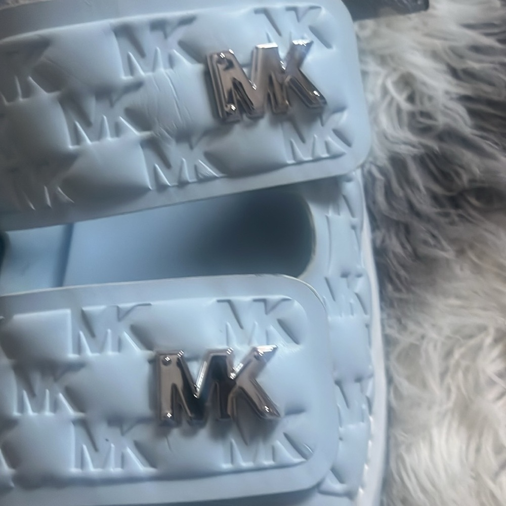 Michael Kors Light Blue Slides and Wristlet - Picture 2 of 8